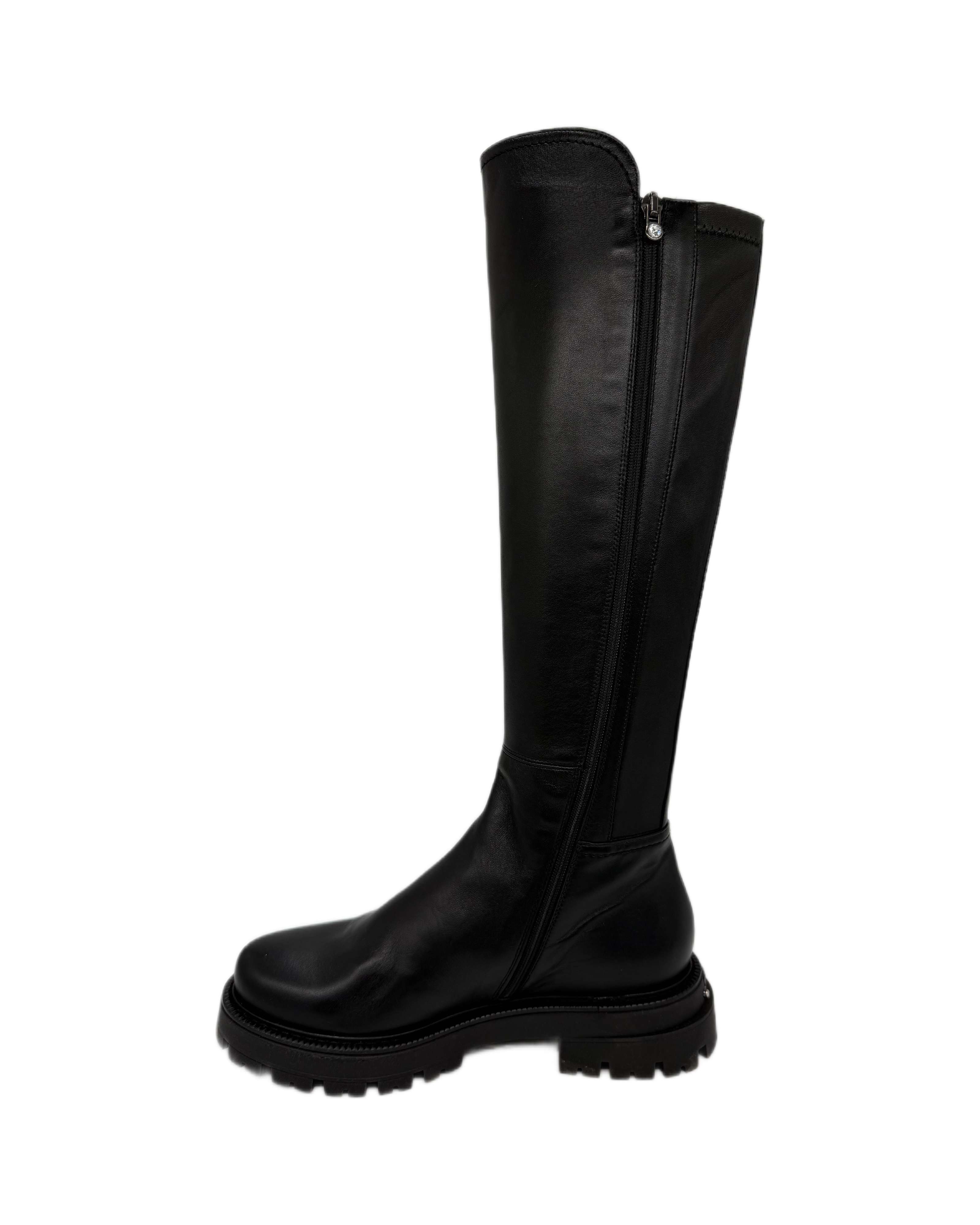 фото Mara 420 nappa nero