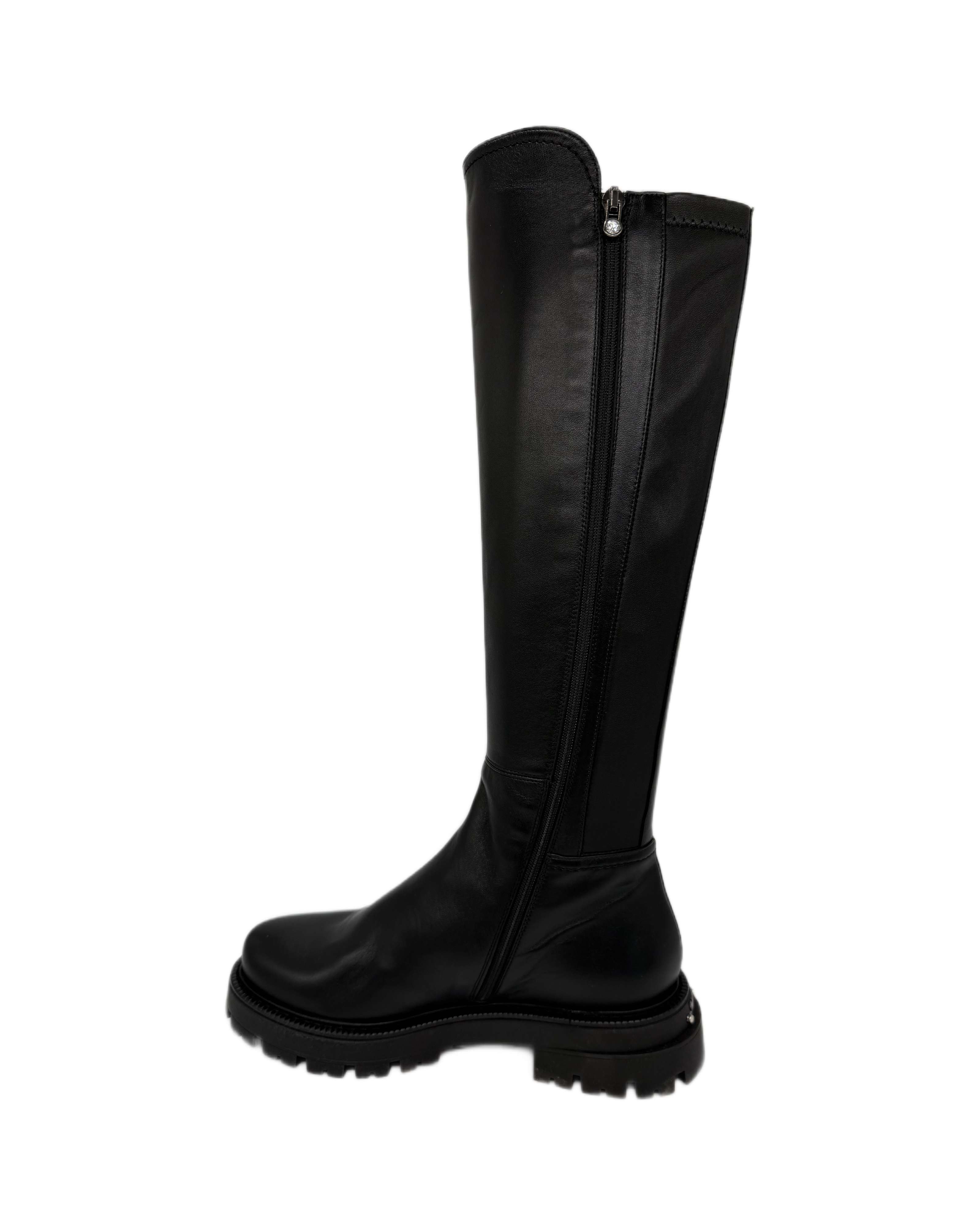 фото Mara 420 nappa nero